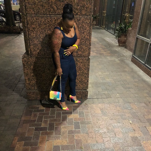 Meet your Posher, Kenyetta - Picture 2 of 2